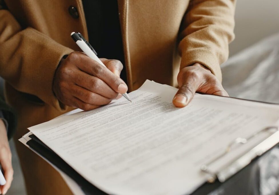 a private process server signing a document